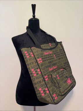 Early 2000’s! 💕🛼Roxy Olive Green & Hot Pink 'Love' Print Travel Tote